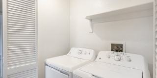Deerwood Apartments Gallery 16