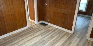 Available Now! Spacious 2 Bedroom, 1 Bathroom with Bonus Room & Huge Backyard Gallery 4