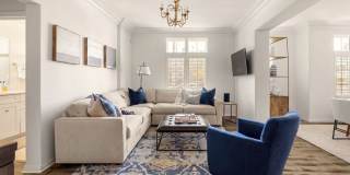 308 N Sycamore Gallery 6