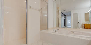 Luxurious 3 Bedroom Oasis with Pool and Beach Access AVAILABLE NOW! Gallery 23