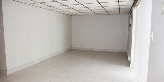 1227-1/2 Wauponsee Street Gallery 1