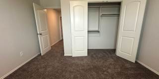 3 Bed 2.5 Bath 2 Car Garage Gallery 33