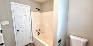 3 Bed, 2 Bath Home with Large Backyard in Fairmont Subdivision 3 Bed, 2 Bath Home with Large Backyard in Fairmont Subdivision Gallery 28