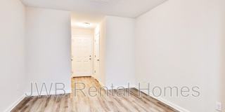 1370 Orton St Gallery 4