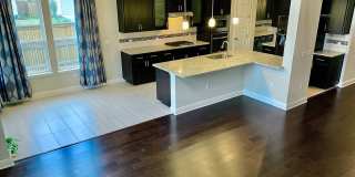 Gorgeous 5 bedroom home. Spacious and Elegant! Gallery 9