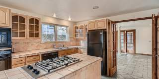 AMAZING LOCATION 4 Bed 2 Bath Home in Boulder! Gallery 10