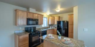 Four Seasons Apartment Homes Gallery 4