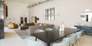 Meetinghouse Gallery 18