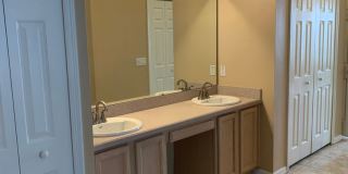 Quality Home in Great Neighborhood Gallery 17