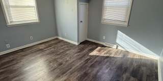 118 South Crysler Avenue - 1/2 Gallery 9