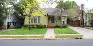 QUINTESSENTIAL ALAMO HEIGHTS COTTAGE Gallery 1