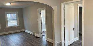 1123 W 23rd St Gallery 10