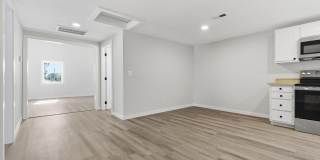 1339 E Division Street Gallery 5