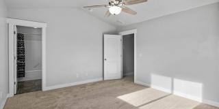 219 West Silver Springs Drive Gallery 14