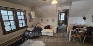 520 NE Maple St Gallery 9