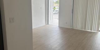 521 NE 45th Street 521 NE 45th Street Gallery 4