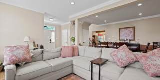 670 MCLEARY Square SE Gallery 7