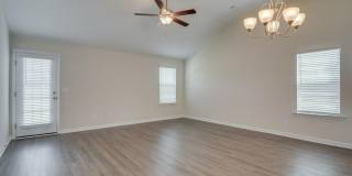 427 Amesbury Drive Gallery 20
