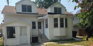 Spacious & Bright 4 BR Single-Family Home – Fully Renovated! Spacious & Bright 4 BR Single-Family Home – Fully Renovated! Gallery 1