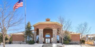 Like new gorgeous ground level Condo with Detached Garage and open floor plan. Gallery 29