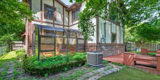 4631 Graceland Avenue Gallery 41