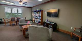Hill Crest - Senior Housing Gallery 2