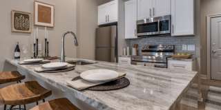 Eight West Third Apartments Gallery 3