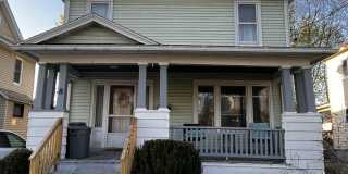 Must-See 4 BR/1.5 BA off-campus home Gallery 1