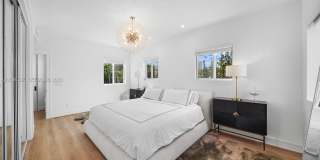 5237 La Gorce Drive Gallery 17