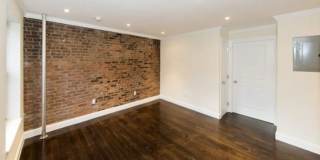 447 E 9th St Gallery 3