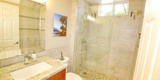 Beach Style 2 bed/2bath Luxury Condo - Finely Furnished - Steps from the Beach - Resort Amenities - Gallery 16