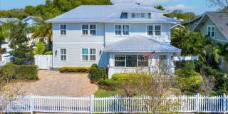 235 10TH AVENUE NE Gallery 51