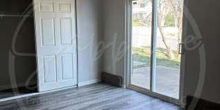 5623 North Northwood Terrace Gallery 12