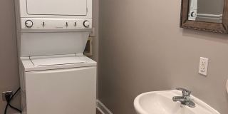 MOVE IN SPECIAL $250.00 OFF 1st Month's Rent- 2 bedroom, 1.5 bath apartment with W/D unit and shared fenced in yard! Gallery 37