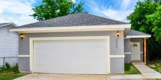 222 E Lindbergh Gallery 1
