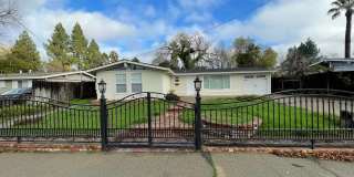 Beautiful 3 bedroom 2 bathroom home, updated kitchen  baths plus 1 car garage! Gallery 1