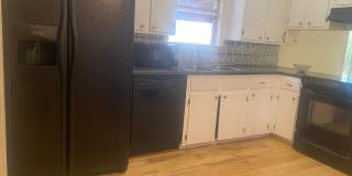 Perfect 3 bedroom 2 bathroom house located in Little Rock! Gallery 8