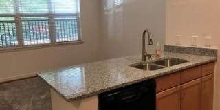 Wonderful 1 bedroom, 1 bathroom studio unit in the heart of the UAB Medical District Gallery 6