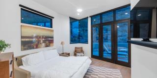 Rates Vary: $19,995 - $39,995 Gallery 31