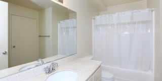 Pinecrest Apartment Homes Gallery 24