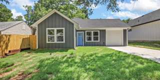 516 East Heron Street Gallery 1