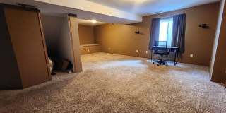 Amazing Two-Story Stetson Hills Home Gallery 10