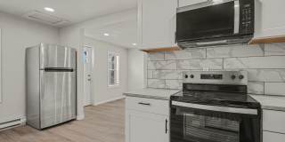2 Bedroom Single Family Home*Remodeled* Utilities included in rent! Gallery 7