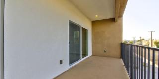 4BD/4BA Rooftop Bay Views | Coronado Bridge + Downtown Skyline | 2-Car Garage | Imperial Beach Gallery 14