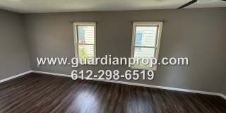 Blaine House on Large Corner Lot, Updated Kitchen & Baths, Family Room, Private Deck Area Gallery 9