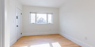 633 East 6th St. Gallery 5