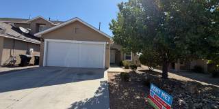 3 Bedroom Single Story Home Available Near McMahon Blvd NW & Kayenta St NW! Gallery 1
