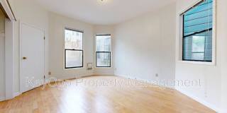 2136 Hayes Street Gallery 10