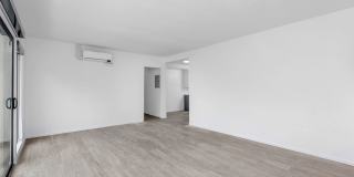 Live in one of the best locations in Los Angeles - Hollywood Hills Gallery 7