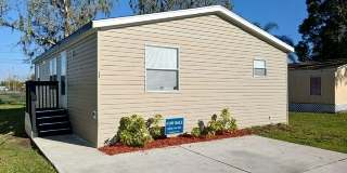 7027 Greenbrier Village Drive Gallery 1